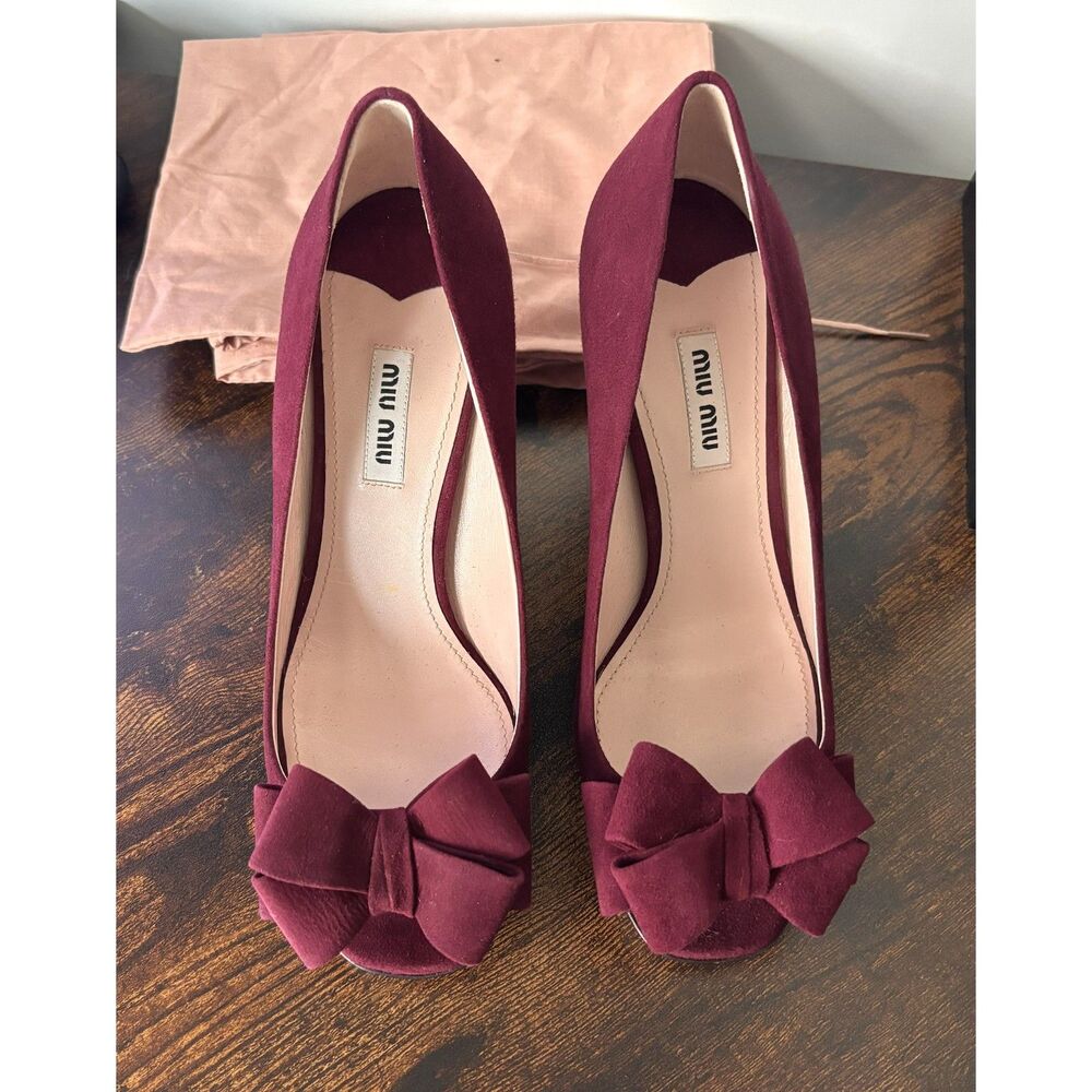 MIU MIU Burgundy Suede Peep-Toe Bow Pumps | Size 38 | Never Worn | Shoe Bag